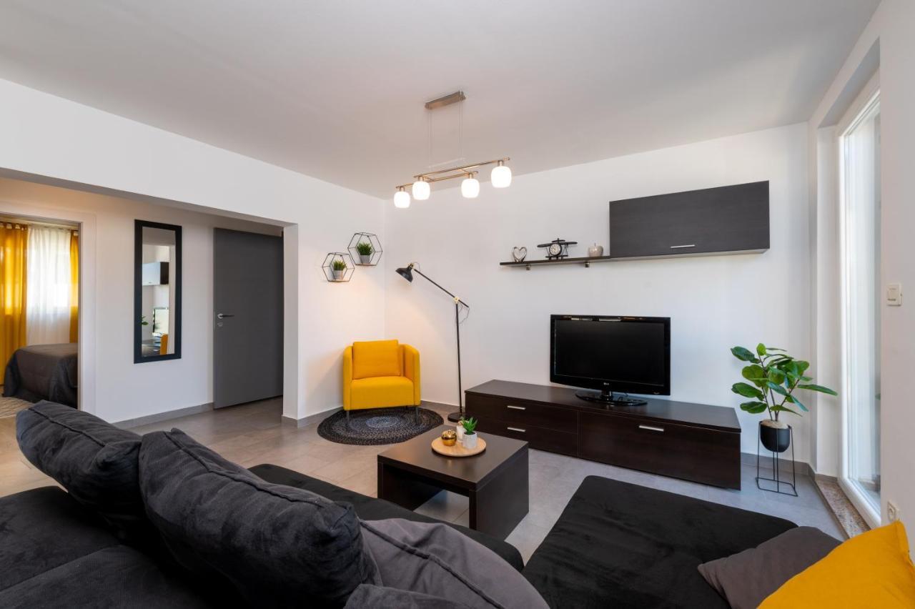 D&A Superior Apartman Rabac Esterno foto